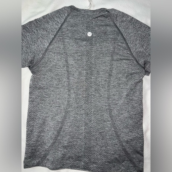 Swiftly Size 4 - Picture 2 of 3